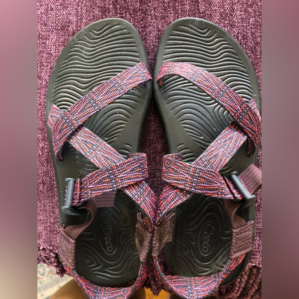LIKE NEW! Chaco Z Cloud sandals